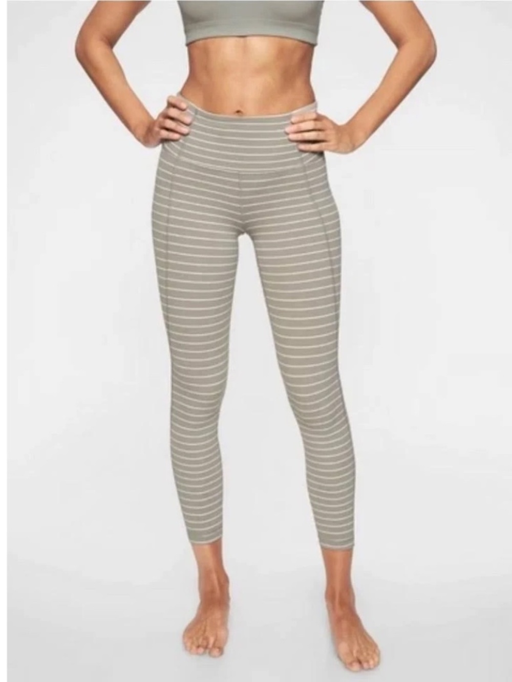 Athleta Salutation 209905 Gray Blue Striped High Rise 7/8 Tight